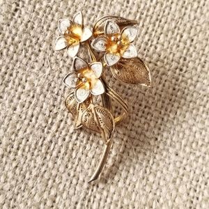 VTG Filigree Flower Brooch, Goldtone